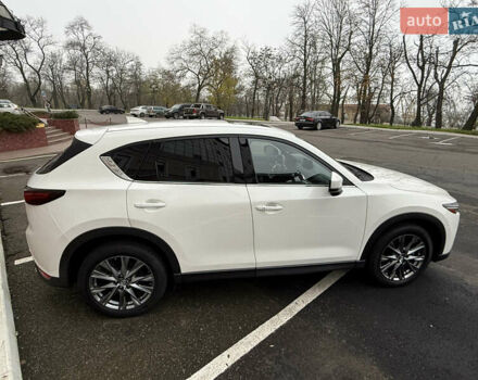 Белый Мазда СХ-5, объемом двигателя 2.5 л и пробегом 47 тыс. км за 25300 $, фото 13 на Automoto.ua