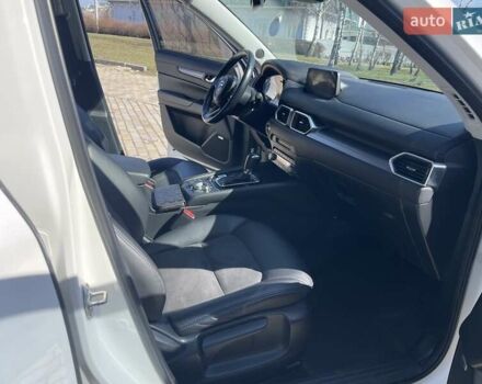 Белый Мазда СХ-5, объемом двигателя 2.49 л и пробегом 92 тыс. км за 18999 $, фото 9 на Automoto.ua