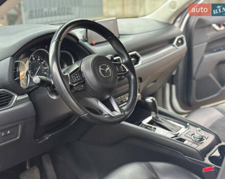 Білий Мазда СХ-5, об'ємом двигуна 2.5 л та пробігом 158 тис. км за 17700 $, фото 7 на Automoto.ua