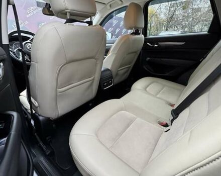Білий Мазда СХ-5, об'ємом двигуна 2.49 л та пробігом 77 тис. км за 21000 $, фото 17 на Automoto.ua