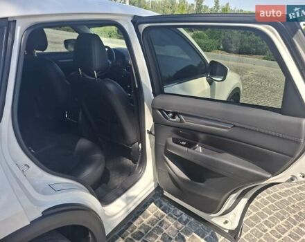 Белый Мазда СХ-5, объемом двигателя 2.5 л и пробегом 156 тыс. км за 17500 $, фото 14 на Automoto.ua