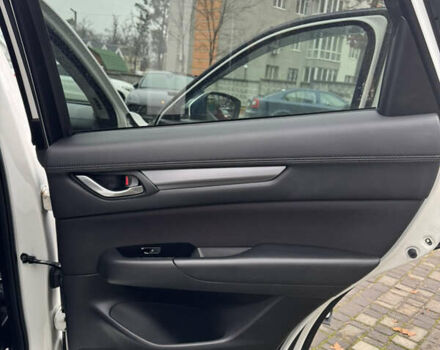 Белый Мазда СХ-5, объемом двигателя 2 л и пробегом 77 тыс. км за 23700 $, фото 27 на Automoto.ua