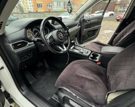 Белый Мазда СХ-5, объемом двигателя 2 л и пробегом 77 тыс. км за 23700 $, фото 10 на Automoto.ua