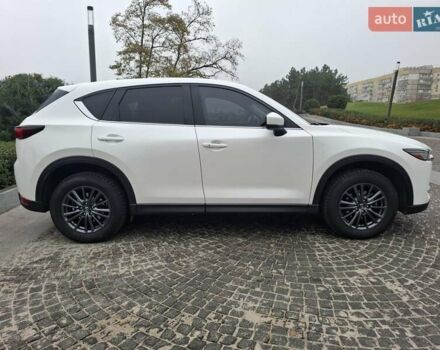Белый Мазда СХ-5, объемом двигателя 2.5 л и пробегом 158 тыс. км за 17300 $, фото 3 на Automoto.ua