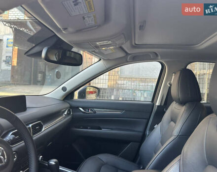 Мазда СХ-5 2019 в Днепре (Днепропетровске) на Automoto.ua Белый Мазда СХ-5, объемом двигателя 2.49 л и пробегом 53 тыс. км за 25000 $, фото 7 на Automoto.ua