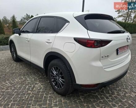 Белый Мазда СХ-5, объемом двигателя 2.5 л и пробегом 158 тыс. км за 17300 $, фото 6 на Automoto.ua