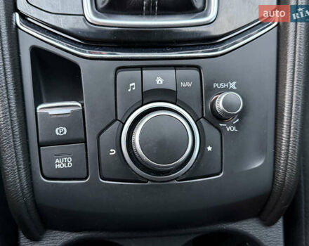 Білий Мазда СХ-5, об'ємом двигуна 2.5 л та пробігом 79 тис. км за 18500 $, фото 48 на Automoto.ua