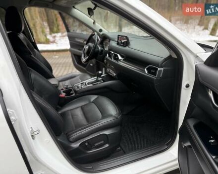 Білий Мазда СХ-5, об'ємом двигуна 2.49 л та пробігом 89 тис. км за 15800 $, фото 96 на Automoto.ua