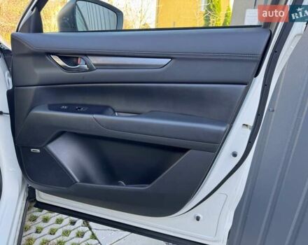 Мазда СХ-5 2019 у Львові на Automoto.ua Білий Мазда СХ-5, об'ємом двигуна 2.49 л та пробігом 120 тис. км за 18999 $, фото 40 на Automoto.ua