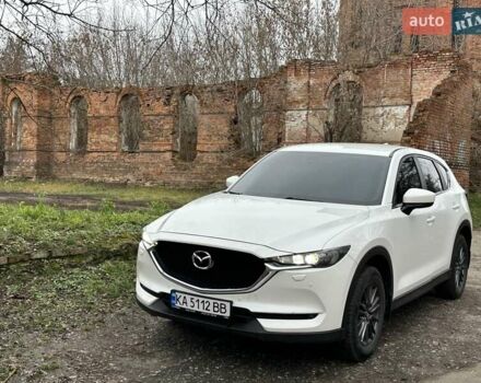 Білий Мазда СХ-5, об'ємом двигуна 2 л та пробігом 62 тис. км за 23000 $, фото 2 на Automoto.ua