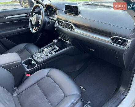 Белый Мазда СХ-5, объемом двигателя 2.5 л и пробегом 110 тыс. км за 19500 $, фото 12 на Automoto.ua