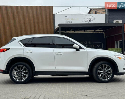 Белый Мазда СХ-5, объемом двигателя 2.49 л и пробегом 116 тыс. км за 21800 $, фото 4 на Automoto.ua