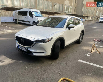 Белый Мазда СХ-5, объемом двигателя 2.5 л и пробегом 104 тыс. км за 23200 $, фото 2 на Automoto.ua