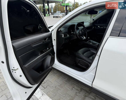 Белый Мазда СХ-5, объемом двигателя 2.49 л и пробегом 75 тыс. км за 24000 $, фото 33 на Automoto.ua