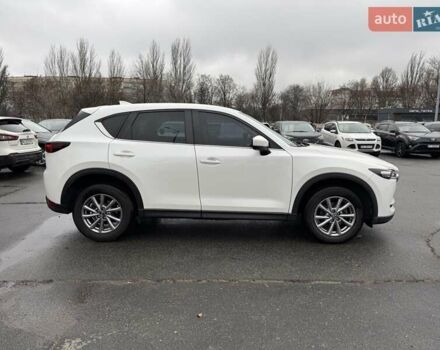 Белый Мазда СХ-5, объемом двигателя 2.5 л и пробегом 54 тыс. км за 20900 $, фото 3 на Automoto.ua