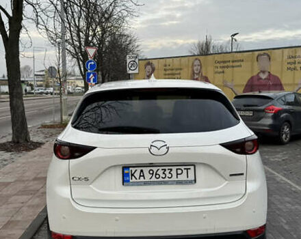 Білий Мазда СХ-5, об'ємом двигуна 2 л та пробігом 55 тис. км за 26000 $, фото 4 на Automoto.ua