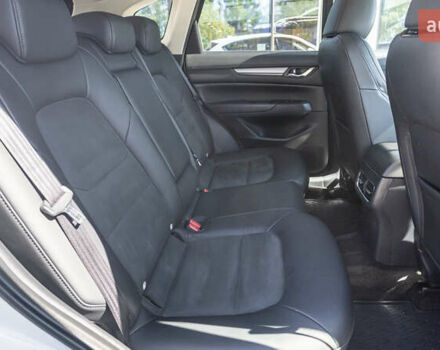 Белый Мазда СХ-5, объемом двигателя 2 л и пробегом 81 тыс. км за 24122 $, фото 6 на Automoto.ua