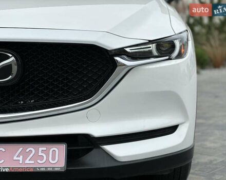 Белый Мазда СХ-5, объемом двигателя 2.49 л и пробегом 105 тыс. км за 19000 $, фото 1 на Automoto.ua