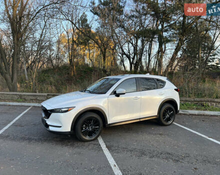 Белый Мазда СХ-5, объемом двигателя 2.5 л и пробегом 110 тыс. км за 19500 $, фото 4 на Automoto.ua