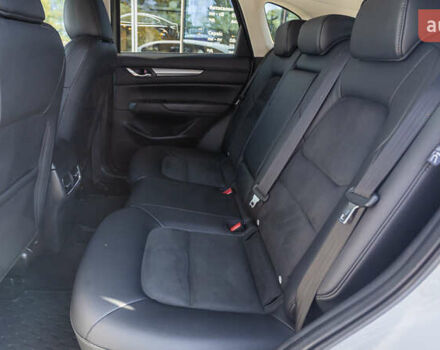 Белый Мазда СХ-5, объемом двигателя 2 л и пробегом 81 тыс. км за 24122 $, фото 12 на Automoto.ua