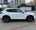 Білий Мазда СХ-5, об'ємом двигуна 2.49 л та пробігом 104 тис. км за 19000 $, фото 6 на Automoto.ua