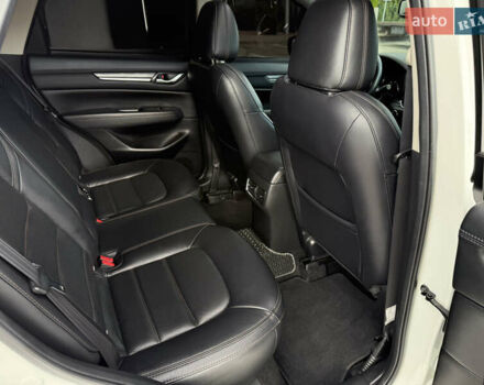 Белый Мазда СХ-5, объемом двигателя 2.49 л и пробегом 75 тыс. км за 24000 $, фото 39 на Automoto.ua