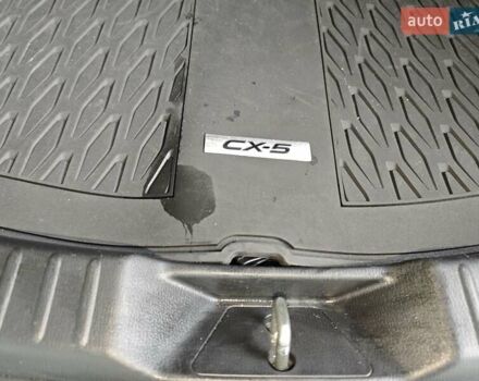 Білий Мазда СХ-5, об'ємом двигуна 2 л та пробігом 67 тис. км за 27000 $, фото 9 на Automoto.ua