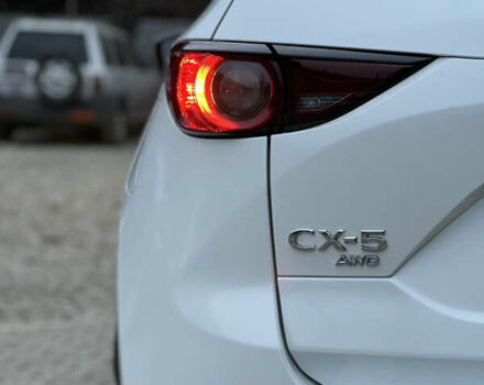 Білий Мазда СХ-5, об'ємом двигуна 2.49 л та пробігом 153 тис. км за 18999 $, фото 16 на Automoto.ua