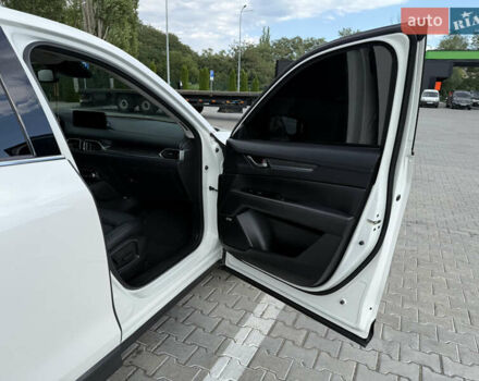 Белый Мазда СХ-5, объемом двигателя 2.49 л и пробегом 75 тыс. км за 24000 $, фото 29 на Automoto.ua