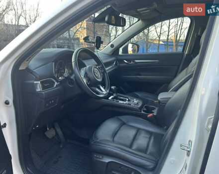 Белый Мазда СХ-5, объемом двигателя 2.49 л и пробегом 50 тыс. км за 21500 $, фото 9 на Automoto.ua