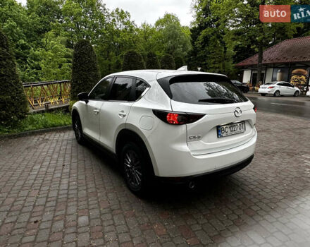 Белый Мазда СХ-5, объемом двигателя 2.49 л и пробегом 55 тыс. км за 21900 $, фото 14 на Automoto.ua
