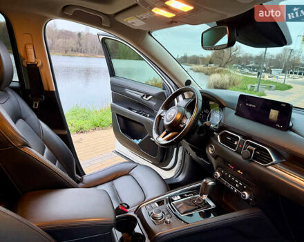 Белый Мазда СХ-5, объемом двигателя 2.49 л и пробегом 70 тыс. км за 23000 $, фото 13 на Automoto.ua