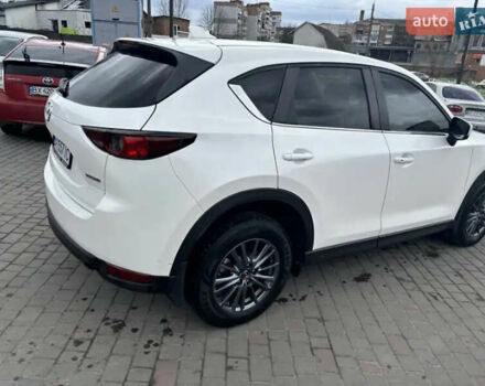 Білий Мазда СХ-5, об'ємом двигуна 2.49 л та пробігом 149 тис. км за 23000 $, фото 2 на Automoto.ua