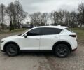 Білий Мазда СХ-5, об'ємом двигуна 2 л та пробігом 62 тис. км за 23000 $, фото 4 на Automoto.ua