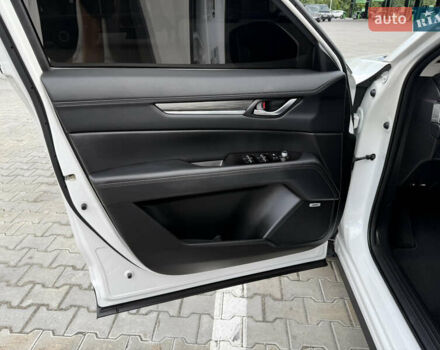 Белый Мазда СХ-5, объемом двигателя 2.49 л и пробегом 75 тыс. км за 24000 $, фото 34 на Automoto.ua
