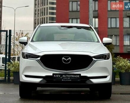 Белый Мазда СХ-5, объемом двигателя 2.5 л и пробегом 72 тыс. км за 18900 $, фото 5 на Automoto.ua