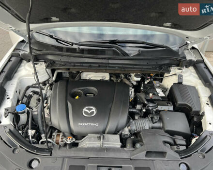 Белый Мазда СХ-5, объемом двигателя 2.5 л и пробегом 110 тыс. км за 19500 $, фото 15 на Automoto.ua