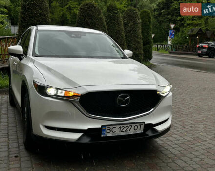 Белый Мазда СХ-5, объемом двигателя 2.49 л и пробегом 55 тыс. км за 21900 $, фото 1 на Automoto.ua