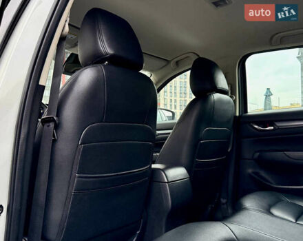 Белый Мазда СХ-5, объемом двигателя 2.5 л и пробегом 72 тыс. км за 18900 $, фото 28 на Automoto.ua