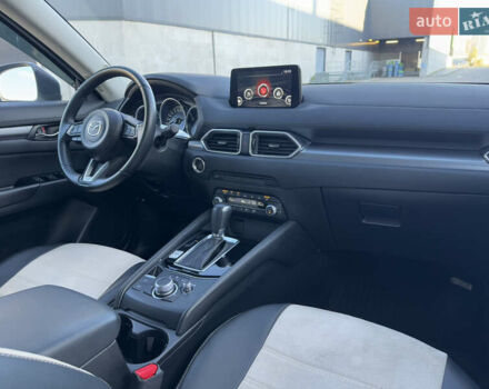 Білий Мазда СХ-5, об'ємом двигуна 2 л та пробігом 33 тис. км за 24500 $, фото 17 на Automoto.ua