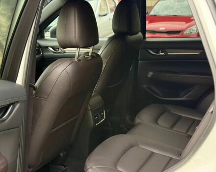 Білий Мазда СХ-5, об'ємом двигуна 2.5 л та пробігом 83 тис. км за 12000 $, фото 12 на Automoto.ua