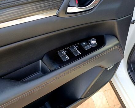 Белый Мазда СХ-5, объемом двигателя 2.5 л и пробегом 28 тыс. км за 25000 $, фото 8 на Automoto.ua