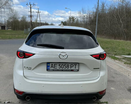 Білий Мазда СХ-5, об'ємом двигуна 2 л та пробігом 59 тис. км за 25300 $, фото 4 на Automoto.ua