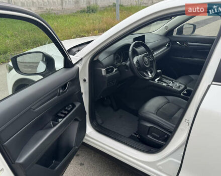 Белый Мазда СХ-5, объемом двигателя 2.5 л и пробегом 57 тыс. км за 27700 $, фото 14 на Automoto.ua