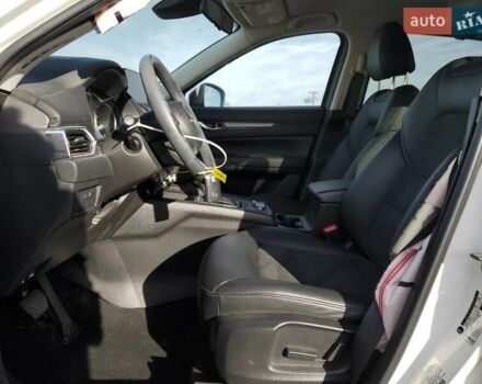 Белый Мазда СХ-5, объемом двигателя 2.49 л и пробегом 45 тыс. км за 5500 $, фото 6 на Automoto.ua