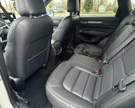 Белый Мазда СХ-5, объемом двигателя 2.49 л и пробегом 46 тыс. км за 25000 $, фото 14 на Automoto.ua