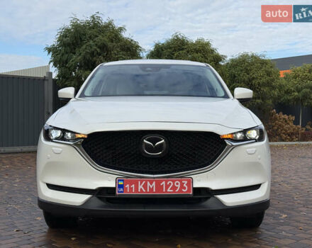Мазда СХ-5 2021 у Києві на Automoto.ua Білий Мазда СХ-5, об'ємом двигуна 2.49 л та пробігом 111 тис. км за 21500 $, фото 1 на Automoto.ua