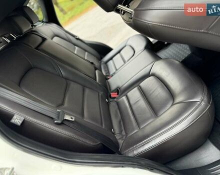 Белый Мазда СХ-5, объемом двигателя 2 л и пробегом 173 тыс. км за 21999 $, фото 51 на Automoto.ua