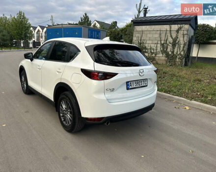 Белый Мазда СХ-5, объемом двигателя 2.49 л и пробегом 80 тыс. км за 22900 $, фото 5 на Automoto.ua