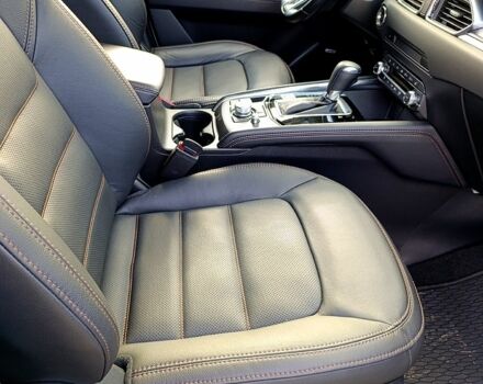 Белый Мазда СХ-5, объемом двигателя 2.5 л и пробегом 28 тыс. км за 25000 $, фото 3 на Automoto.ua